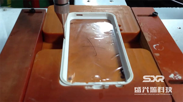 快干胶胶水的种类有哪些？你了解快干胶点胶机的工作原理吗？